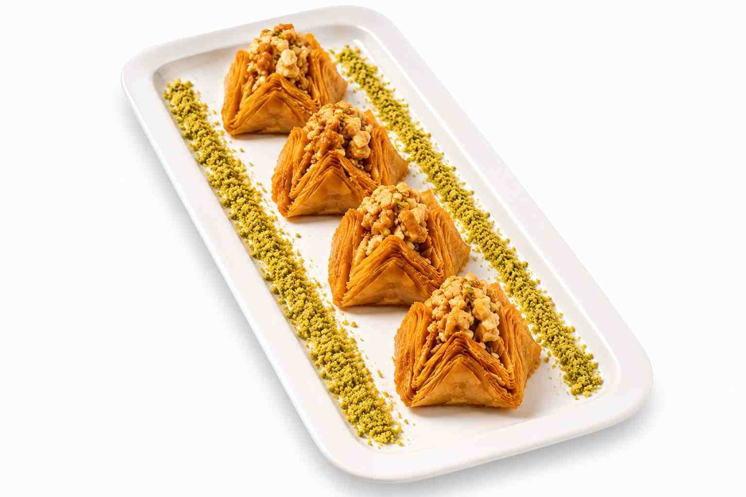 Cashew pyramid